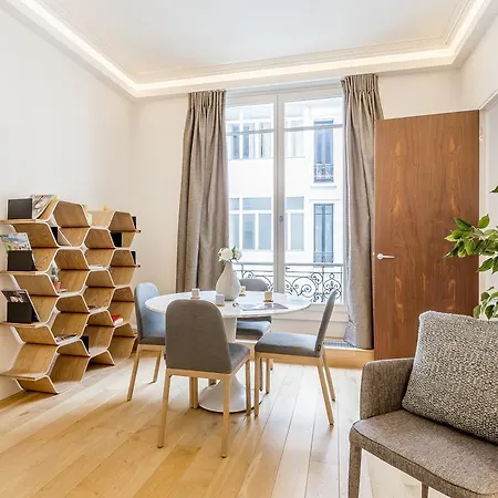 Apartment Apartment For 4 Champs-Elysees Robert Estienne 3