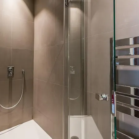 Apartment Apartment For 4 Champs-Elysees Robert Estienne 3